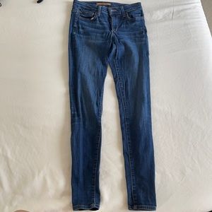 Size 26 Joe’s skinny jeans